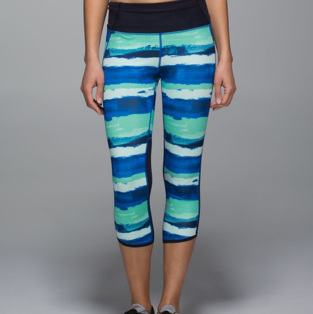 Lululemon Pace Pusher Crop Full-On Luxtreme Striped Capri Leggings